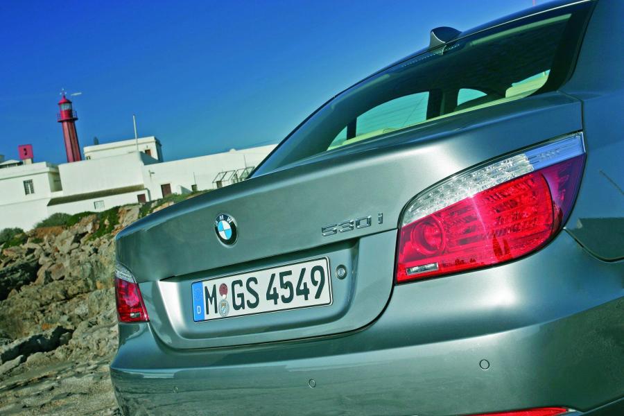  BMW 5-Series 2007 года  (фото 41 из 93)